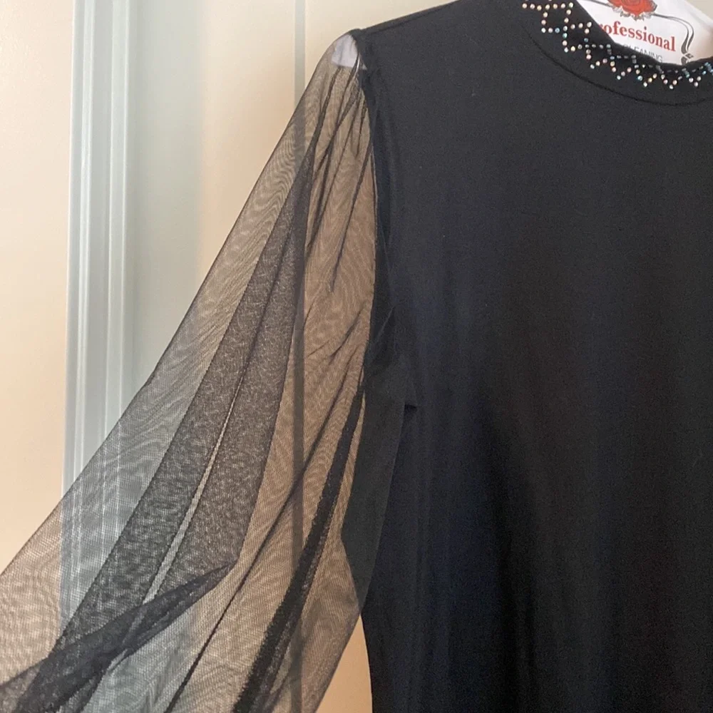 Venus long sleeve blouse never worn - Picture 4 of 7